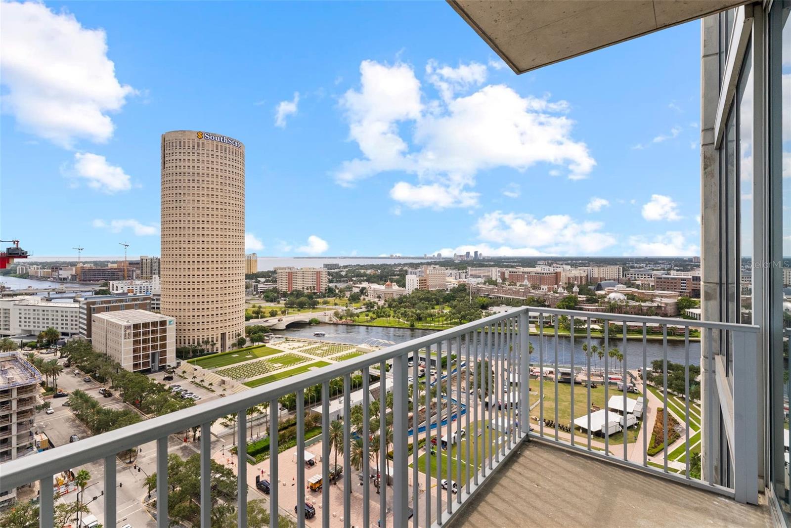 SKYPOINT A CONDO - Residential