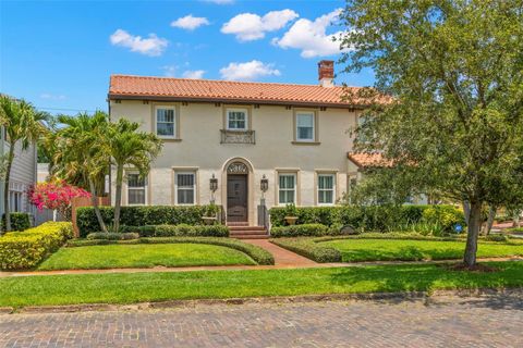 455 18TH AVENUE NE ST PETERSBURG FL 33704
