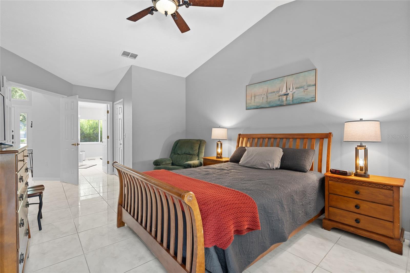 HUNTERS TRAIL TWNHMS - Residential