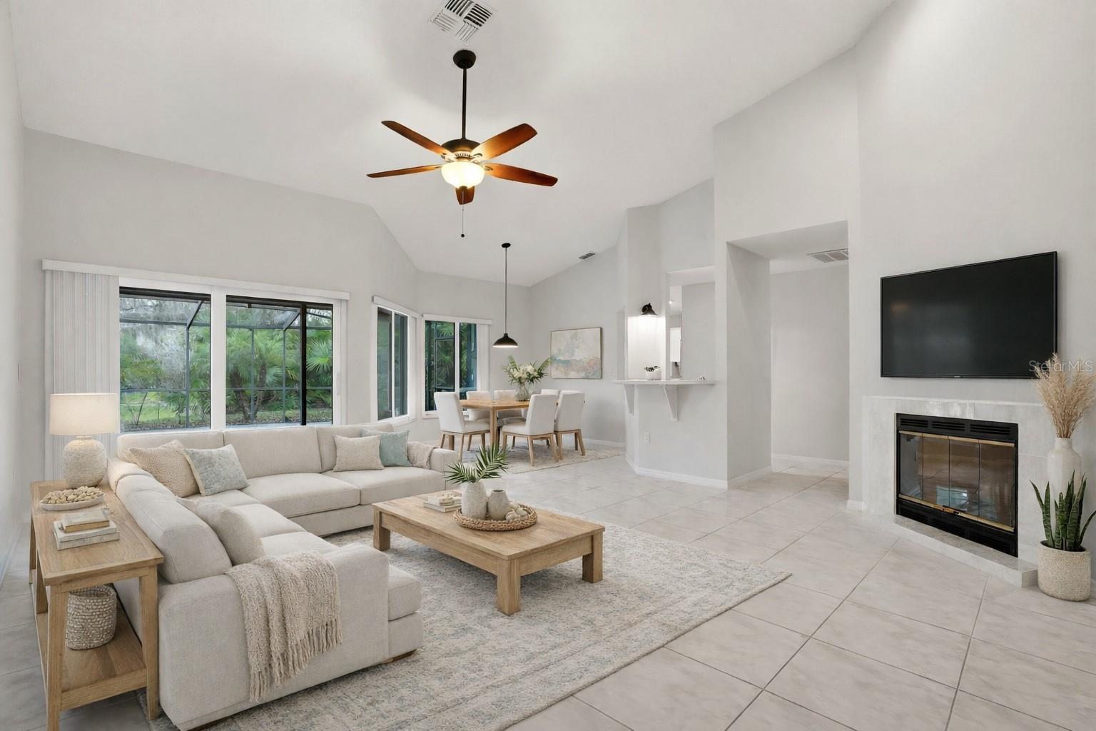 HUNTERS TRAIL TWNHMS - Residential