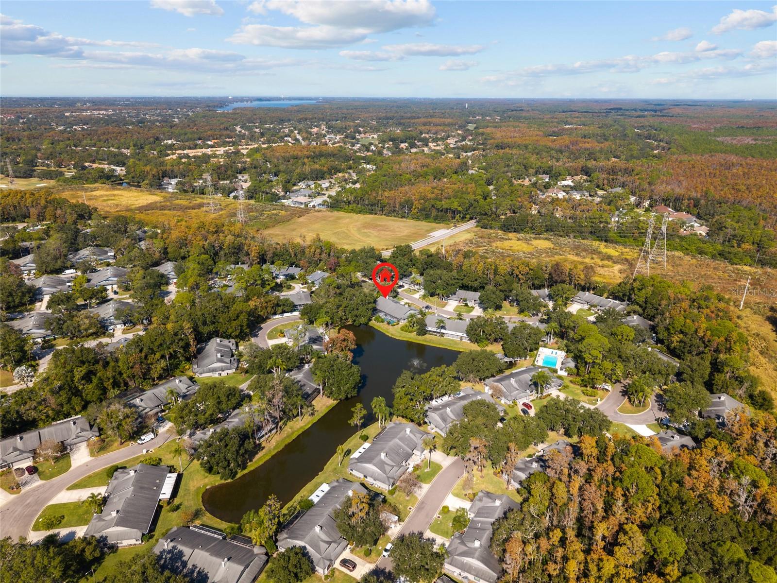 HUNTERS TRAIL TWNHMS - Residential