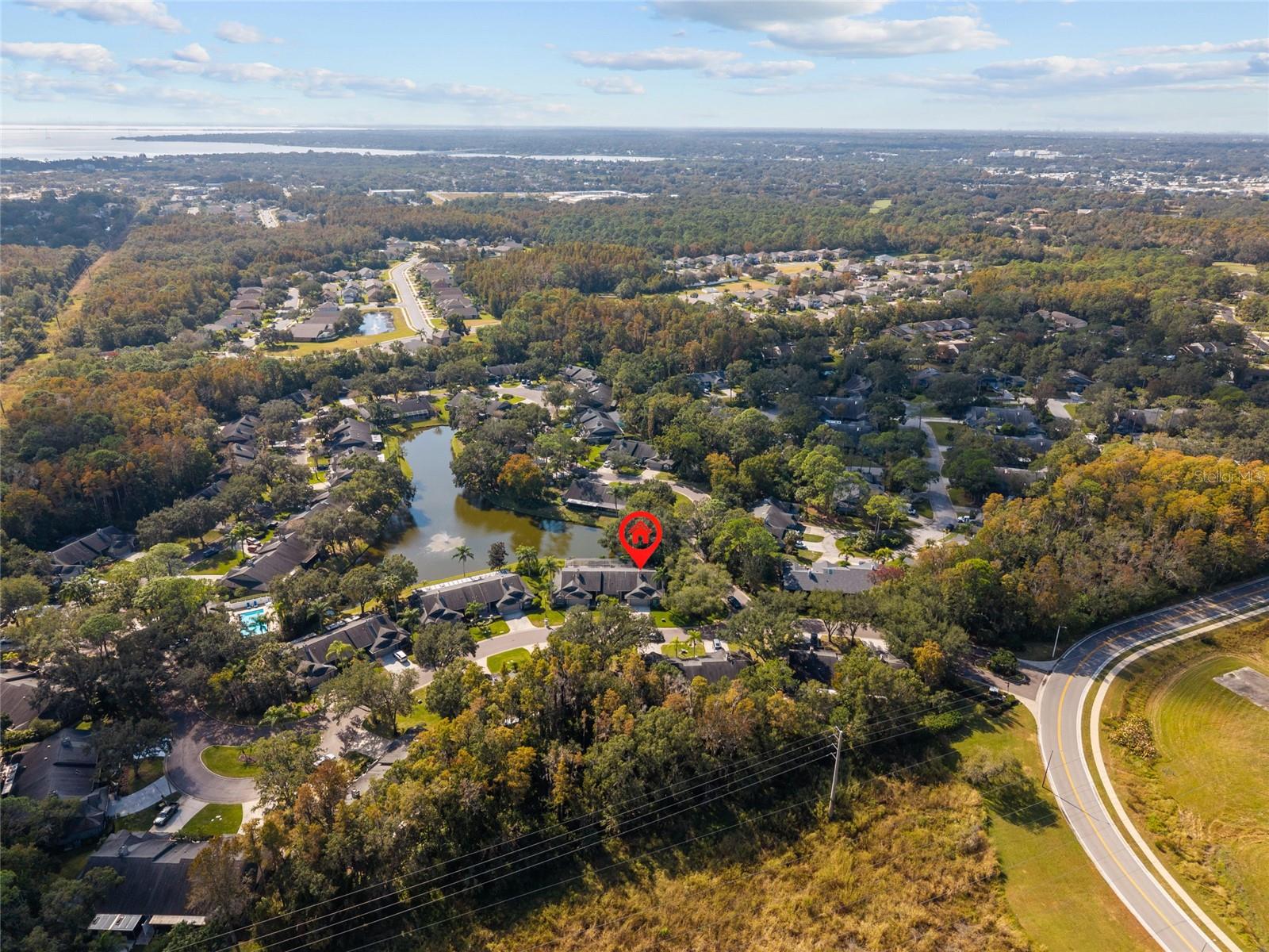 HUNTERS TRAIL TWNHMS - Residential