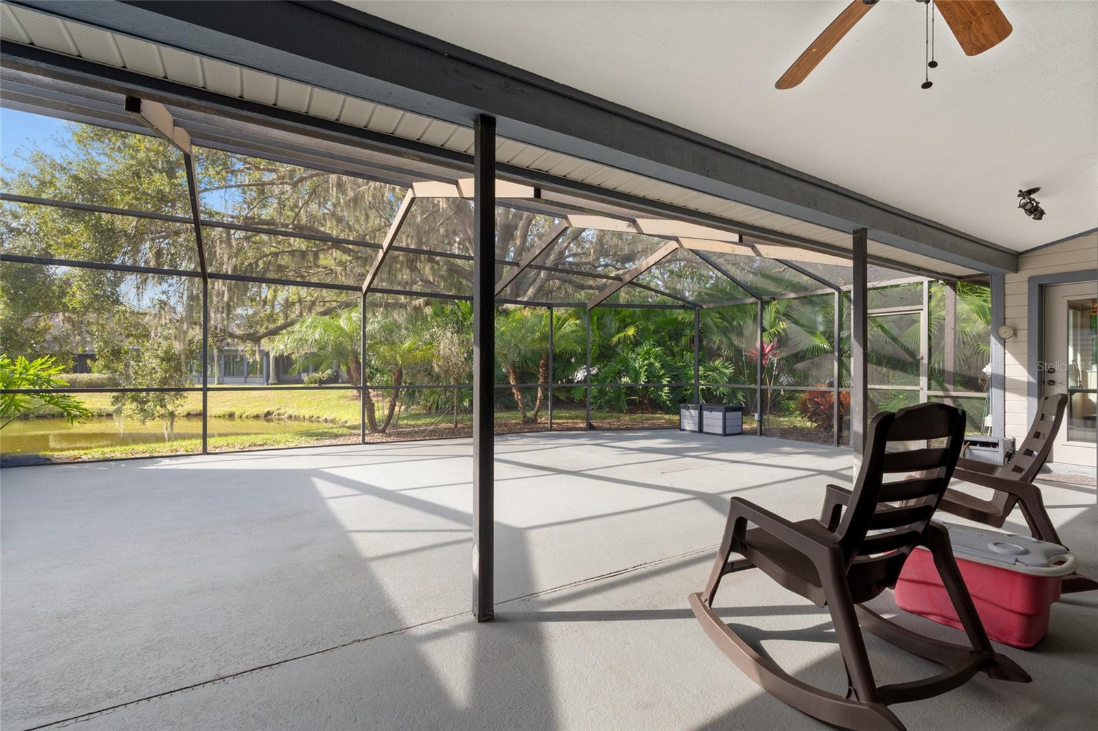 HUNTERS TRAIL TWNHMS - Residential