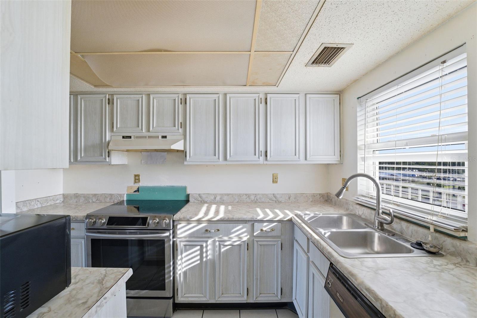 SEA CASTLE CONDO - Residential