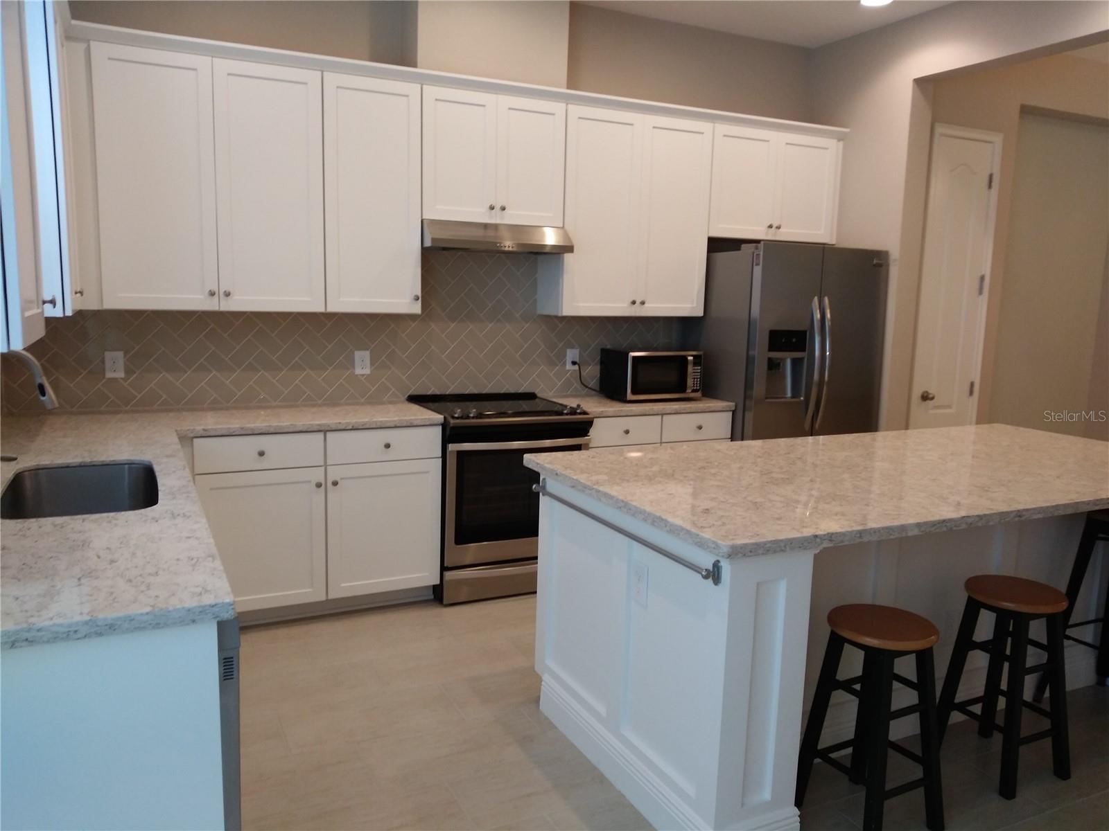 FOUNTAIN PARKE AT LAKE MARY PH 2 - Residential Lease