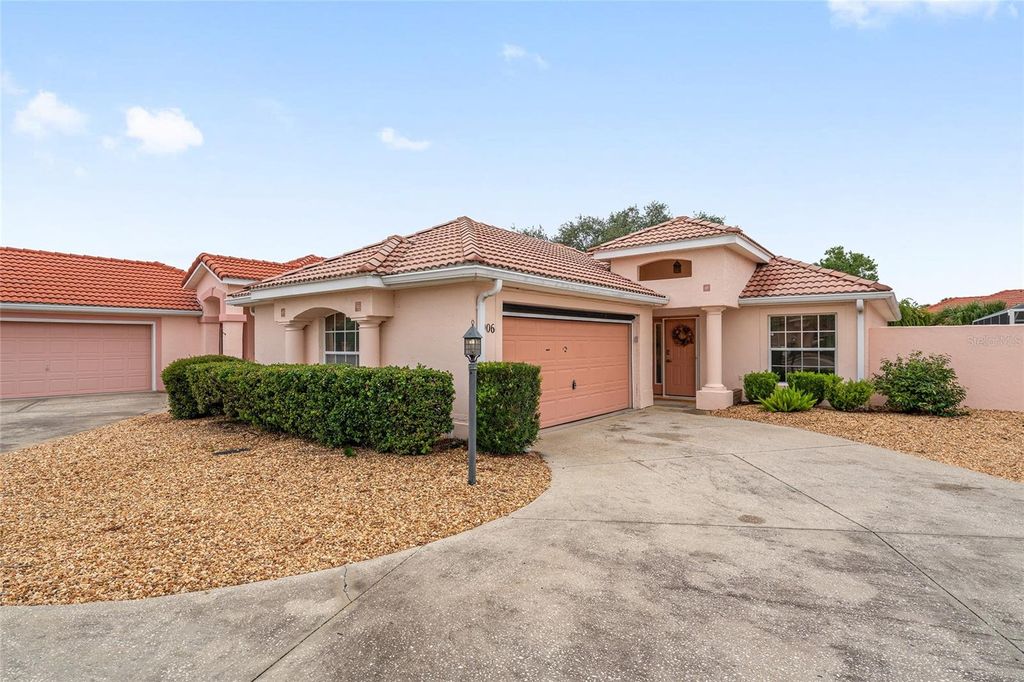 Photo of 906 Santa Anna Lane, The Villages, FL 32159 (MLS # G5103535)