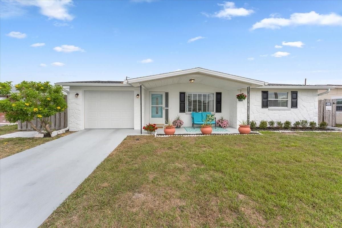 TAHITIAN HOMES - Residential