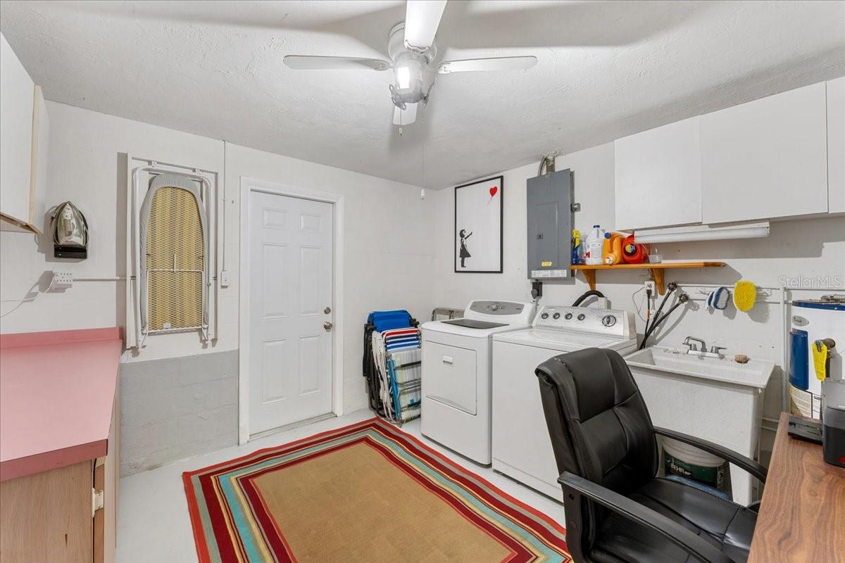 TAHITIAN HOMES - Residential