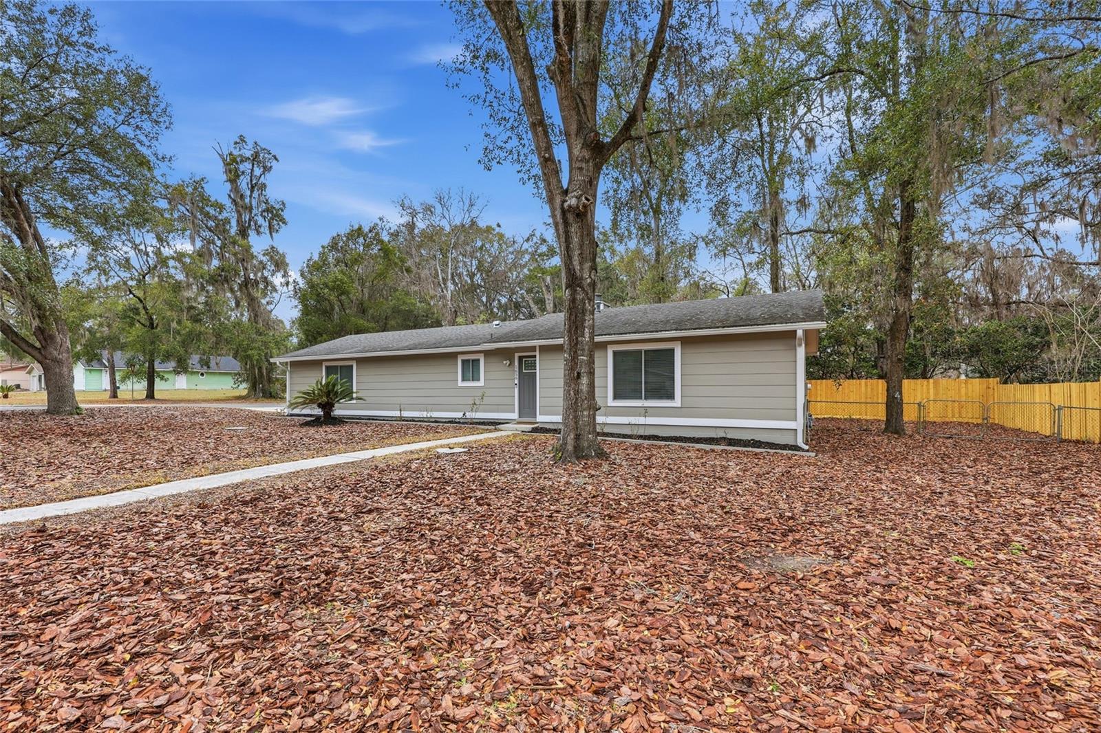 OAK MEADOWS - Residential