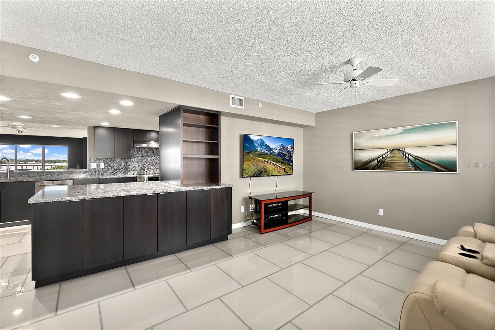 OCEANS CLOVERLEAF CONDO - Residential