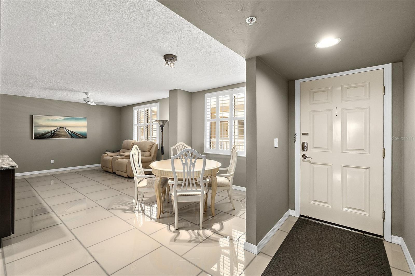 OCEANS CLOVERLEAF CONDO - Residential