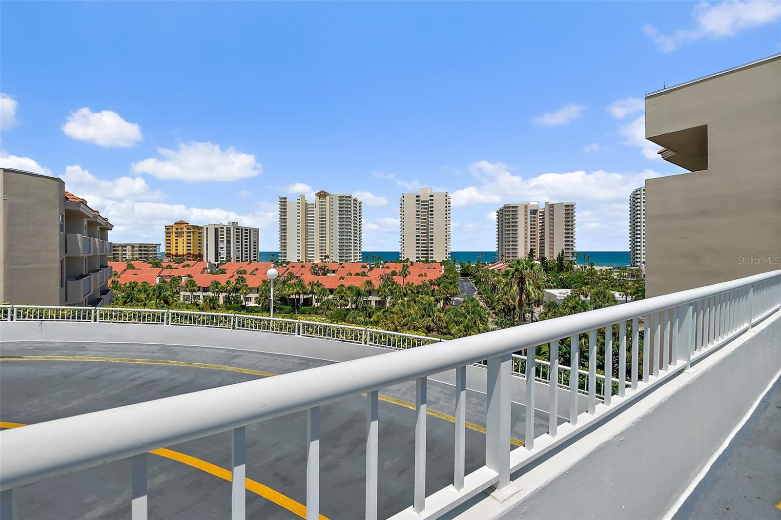 OCEANS CLOVERLEAF CONDO - Residential