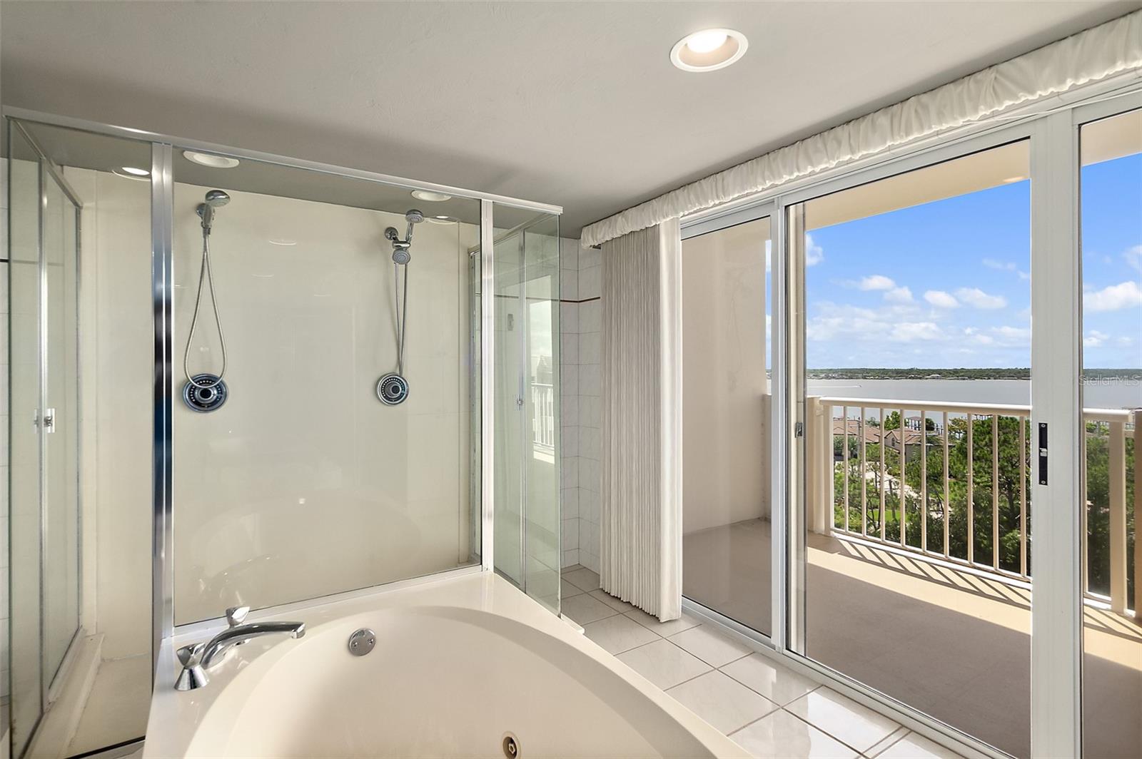 OCEANS CLOVERLEAF CONDO - Residential
