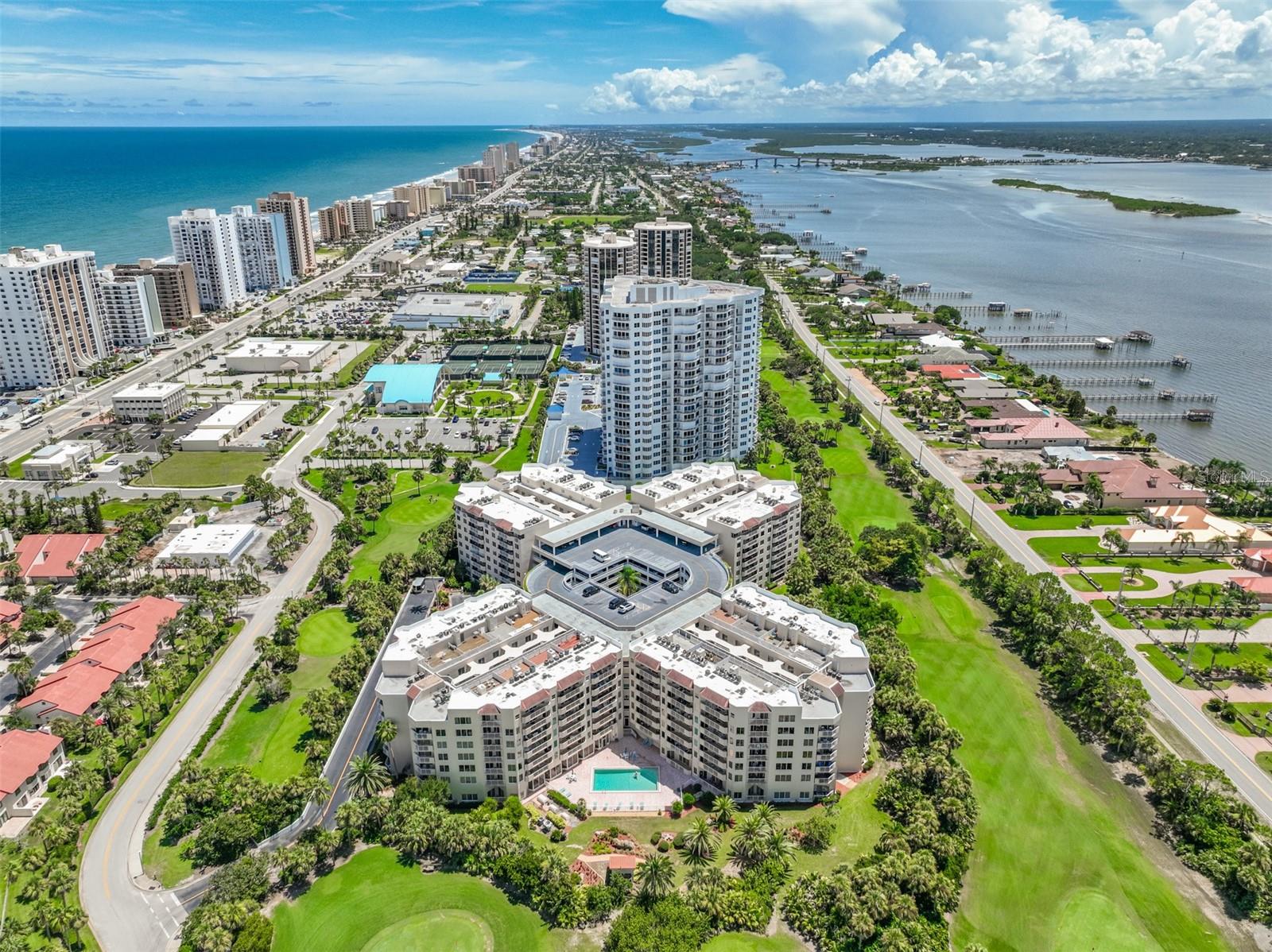 OCEANS CLOVERLEAF CONDO - Residential