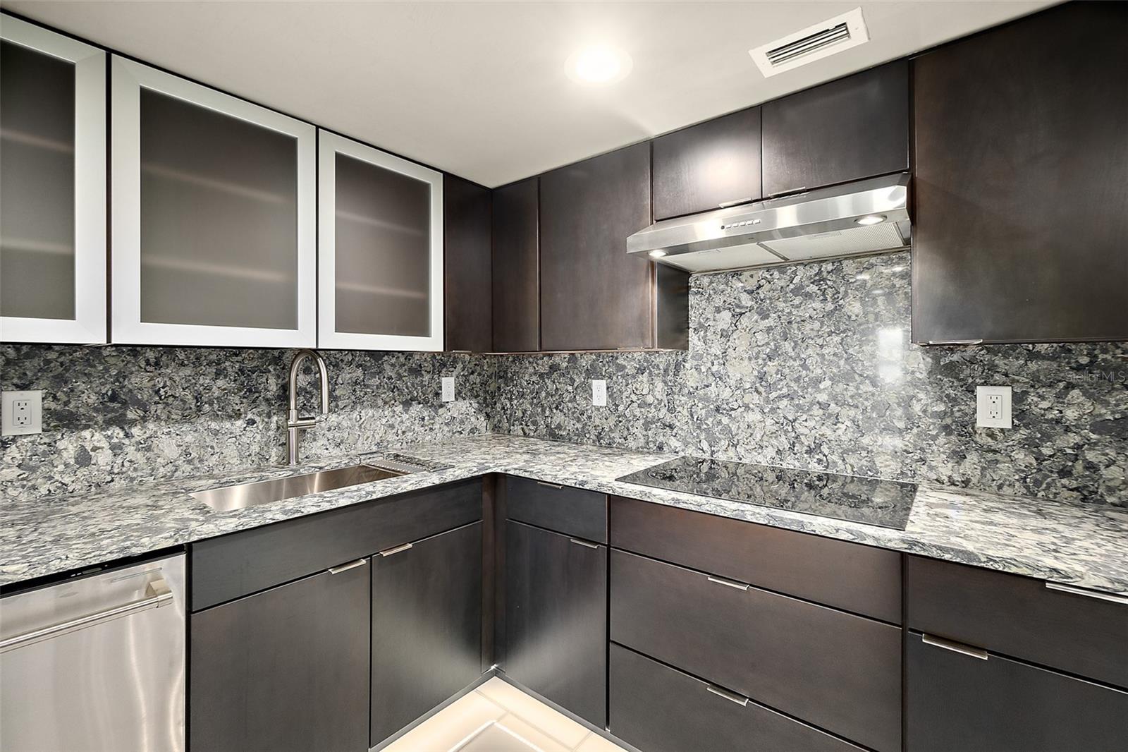 OCEANS CLOVERLEAF CONDO - Residential
