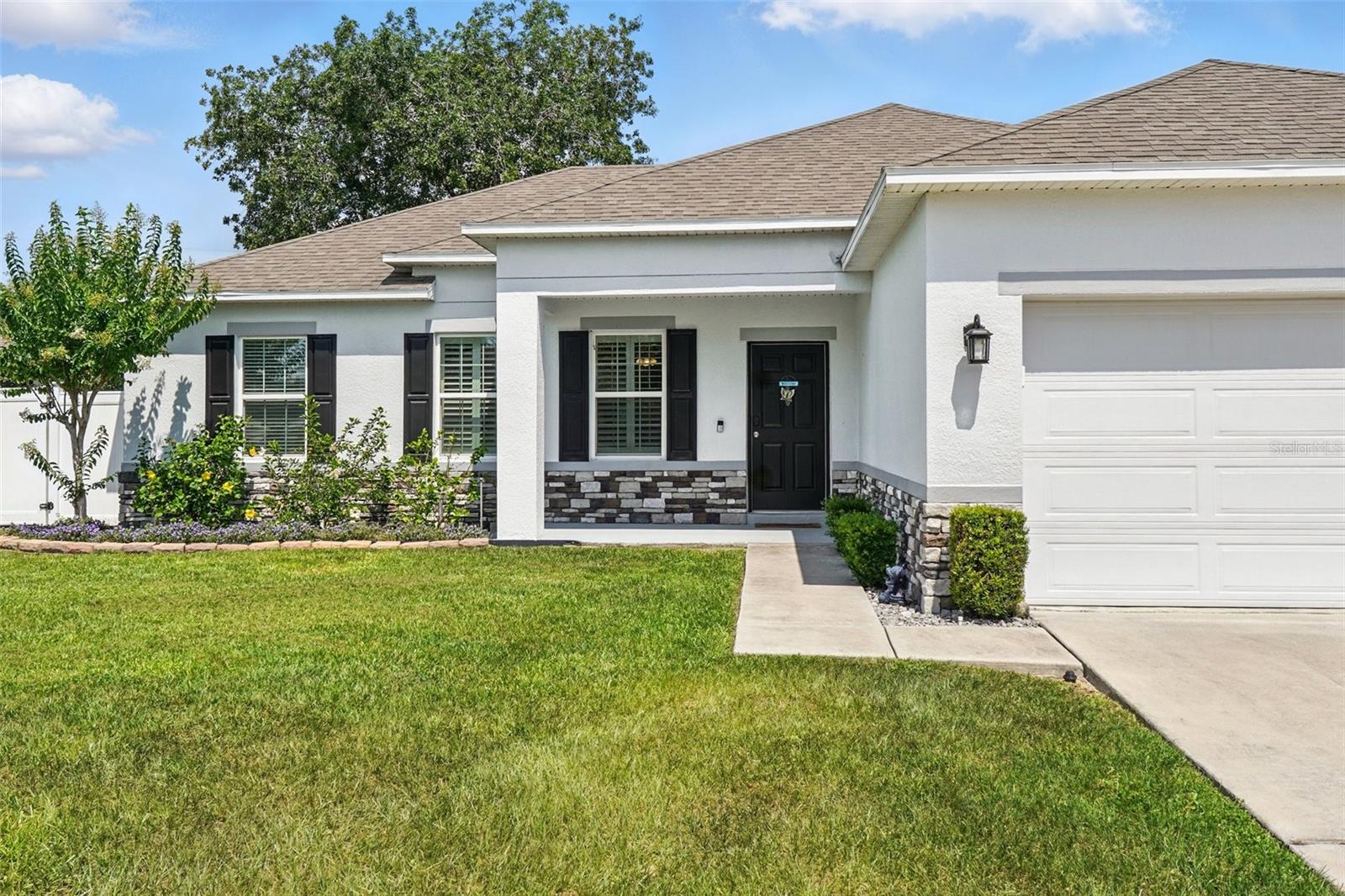 15411 TAURUS COURT