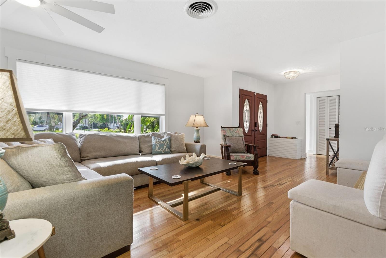 WINDSOR PARK - Residential