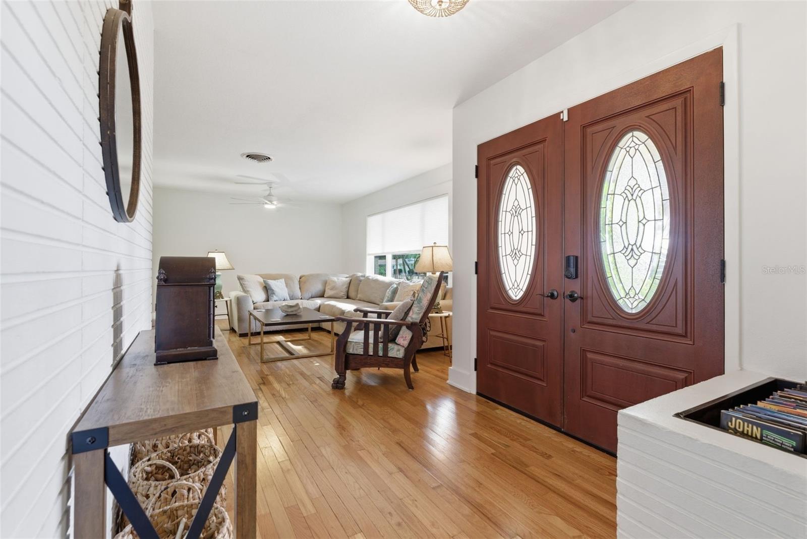 WINDSOR PARK - Residential