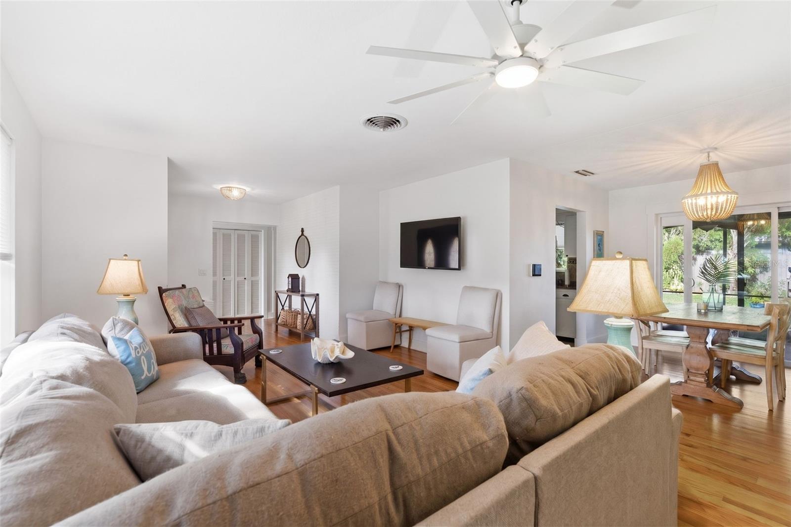 WINDSOR PARK - Residential