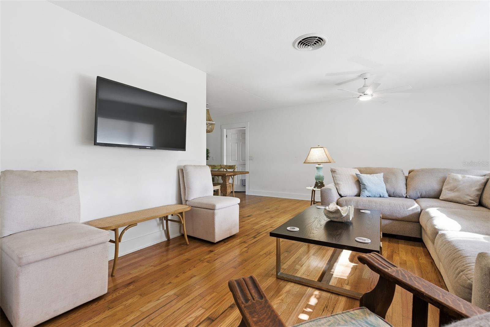WINDSOR PARK - Residential
