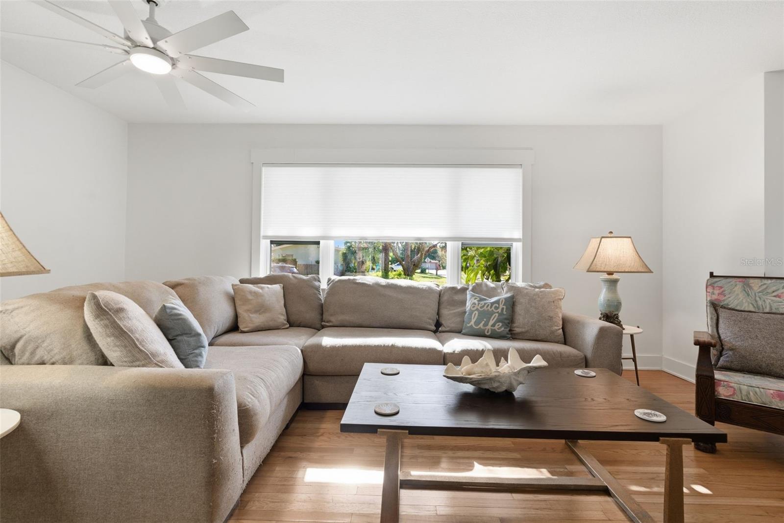 WINDSOR PARK - Residential