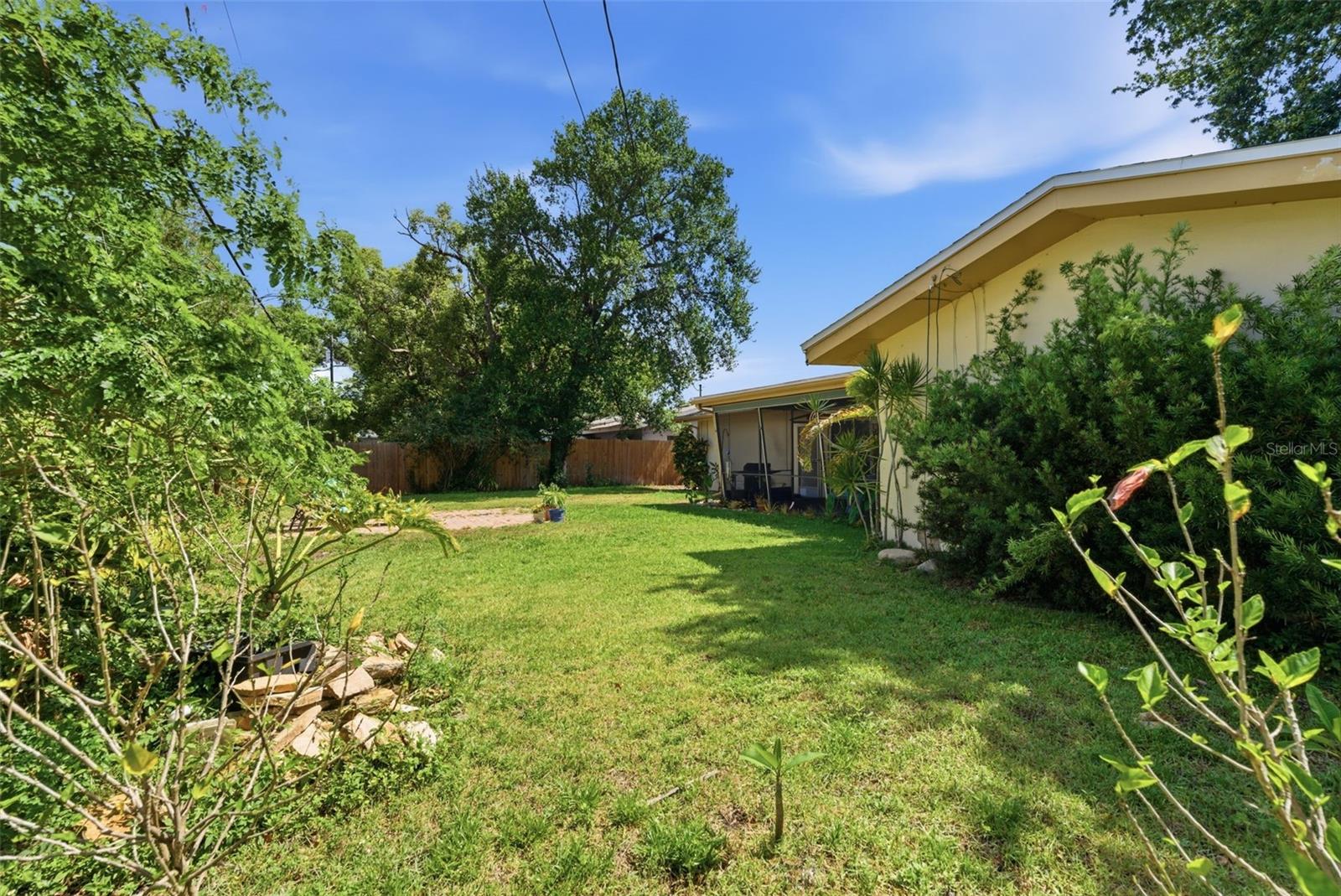 WINDSOR PARK - Residential
