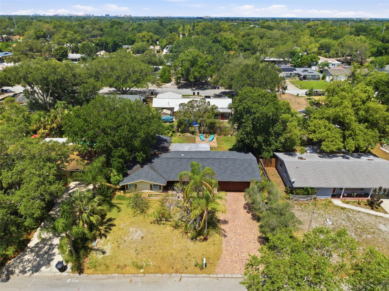 WINDSOR PARK - Residential