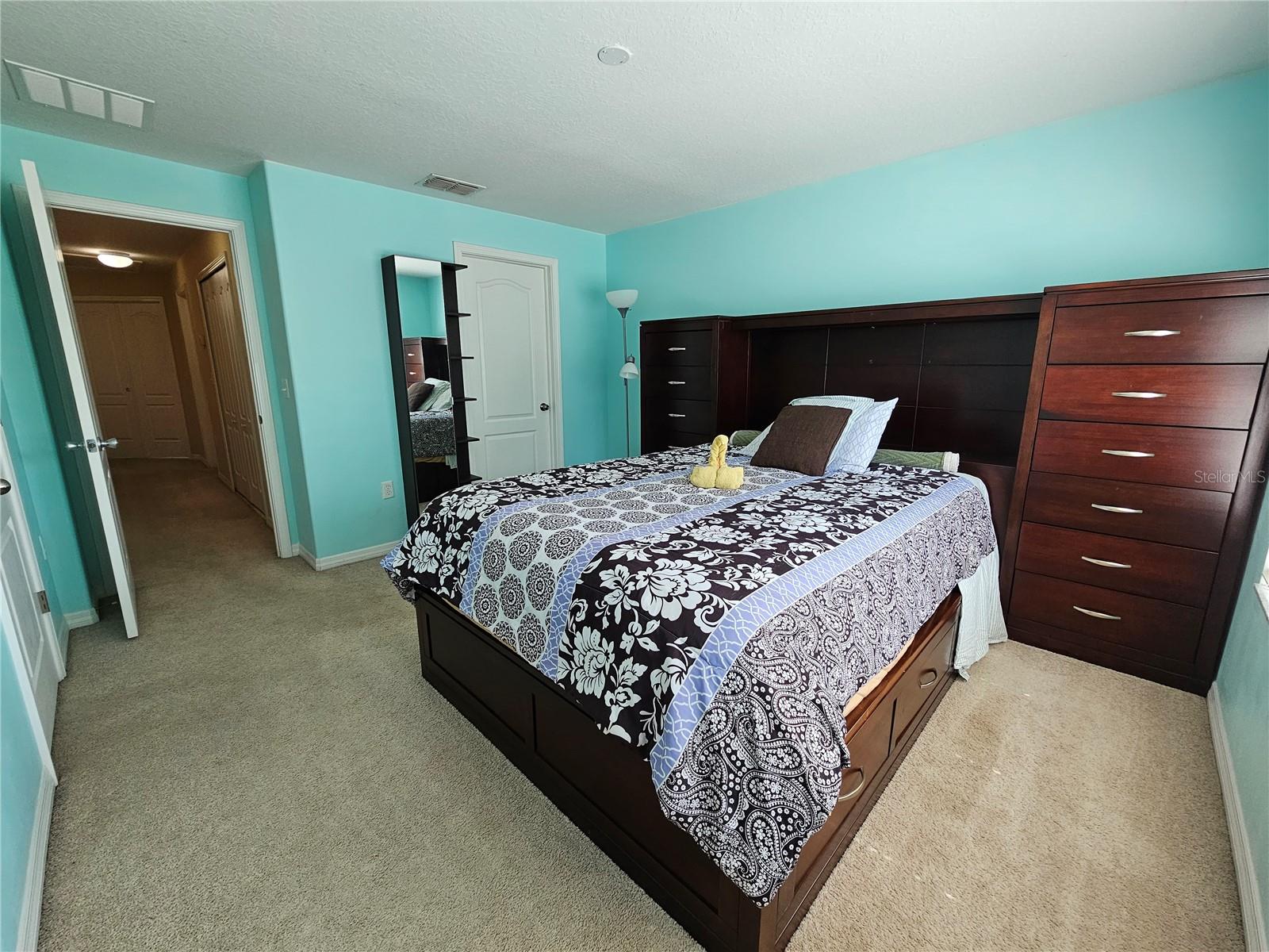 AUTUMNWOOD GROVE - Residential