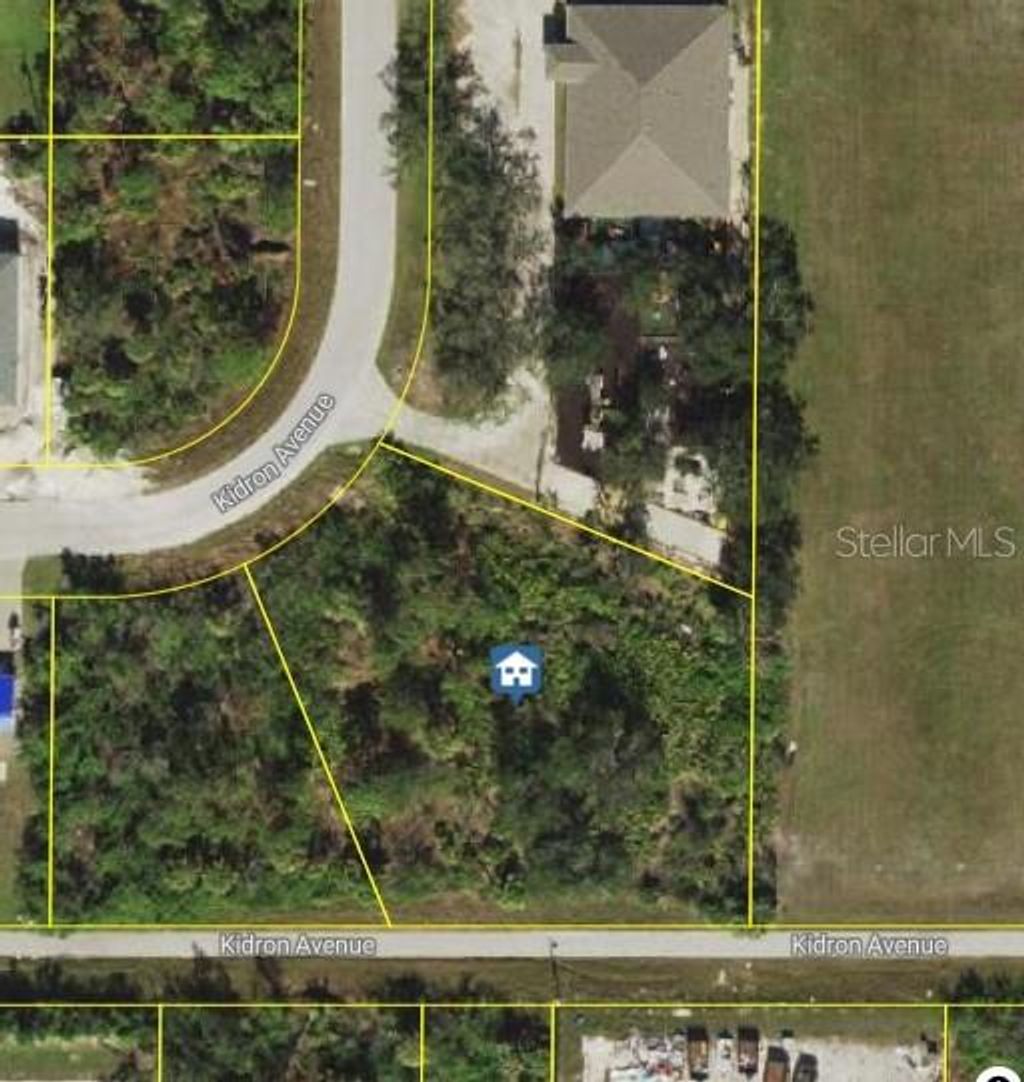 Photo of 10475 Kidron Avenue, Englewood, FL 34224 (MLS # A4665052)