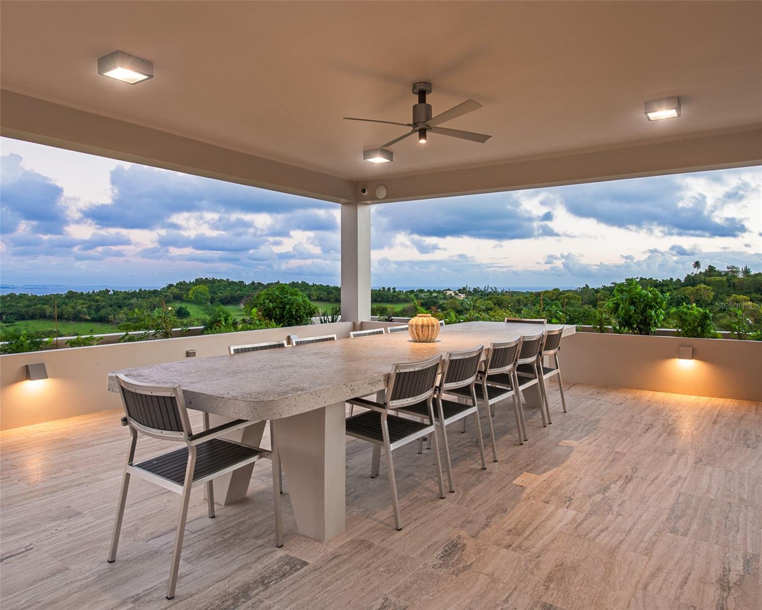 LA LLAVE SECTOR OF PUERTO REAL - Residential