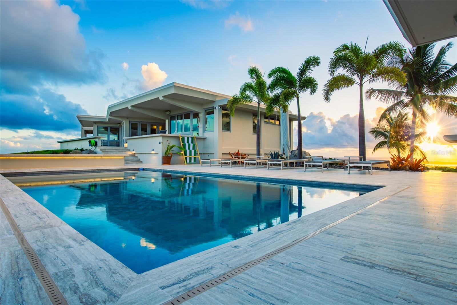 LA LLAVE SECTOR OF PUERTO REAL - Residential