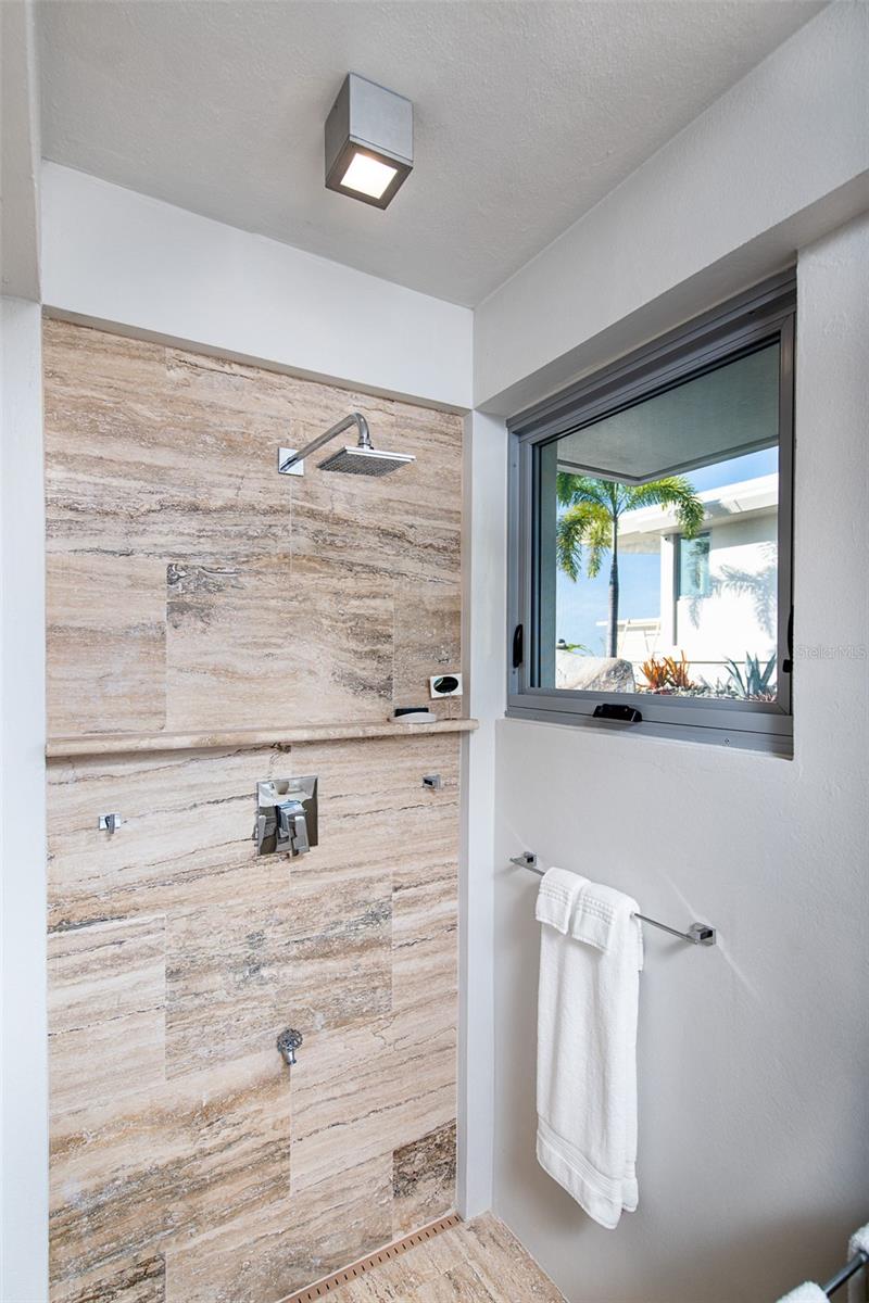 LA LLAVE SECTOR OF PUERTO REAL - Residential