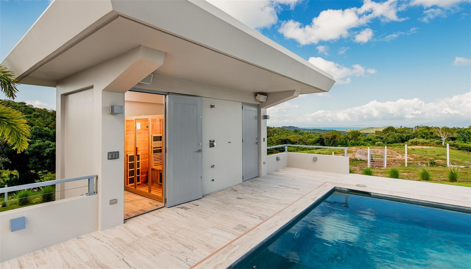 LA LLAVE SECTOR OF PUERTO REAL - Residential