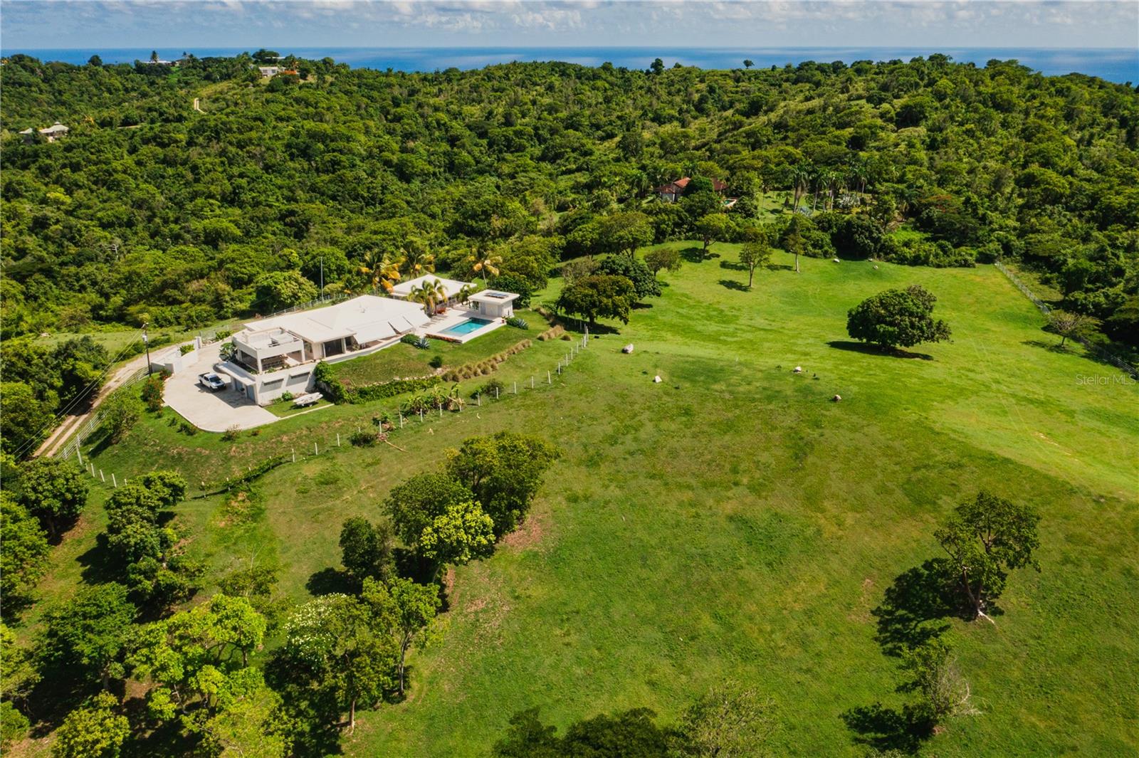 LA LLAVE SECTOR OF PUERTO REAL - Residential