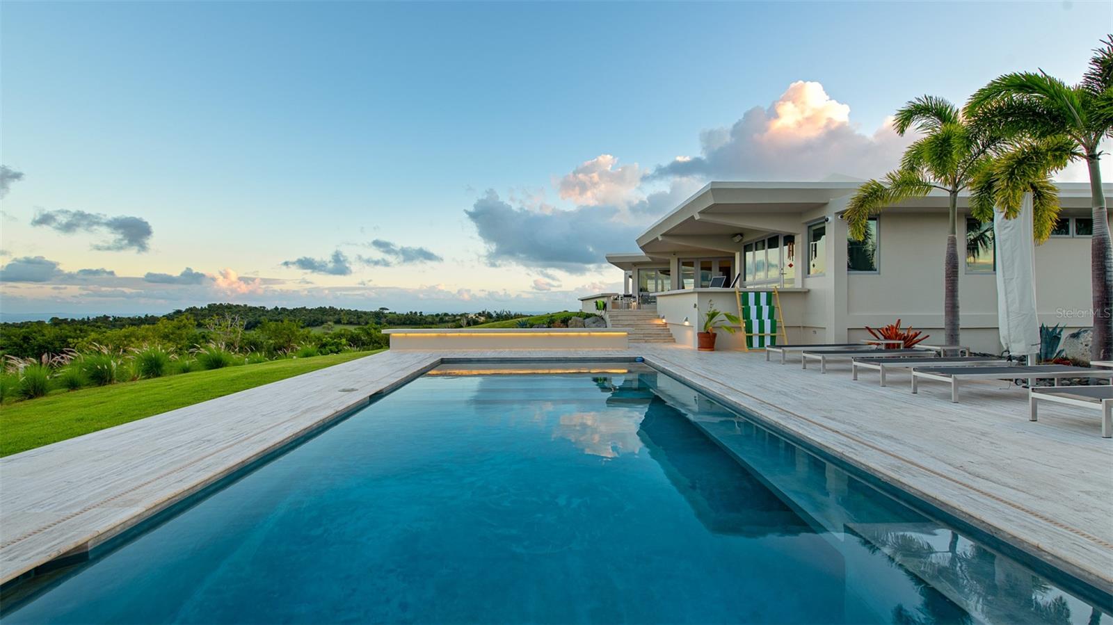 LA LLAVE SECTOR OF PUERTO REAL - Residential