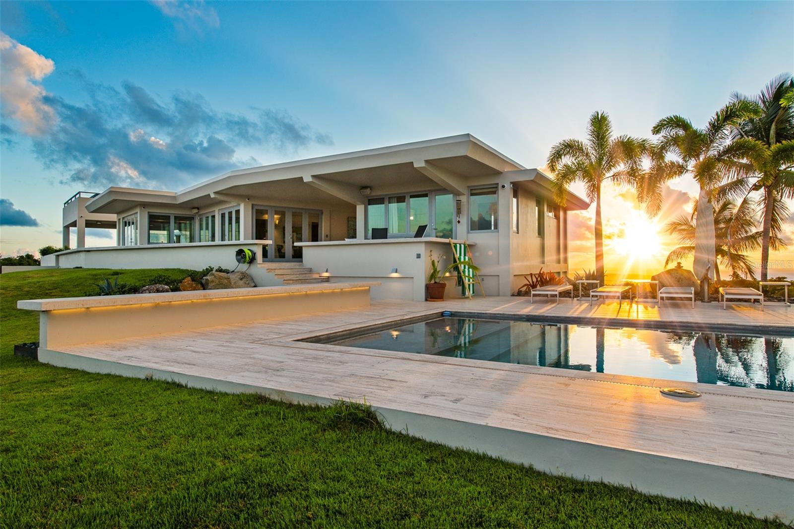 LA LLAVE SECTOR OF PUERTO REAL - Residential