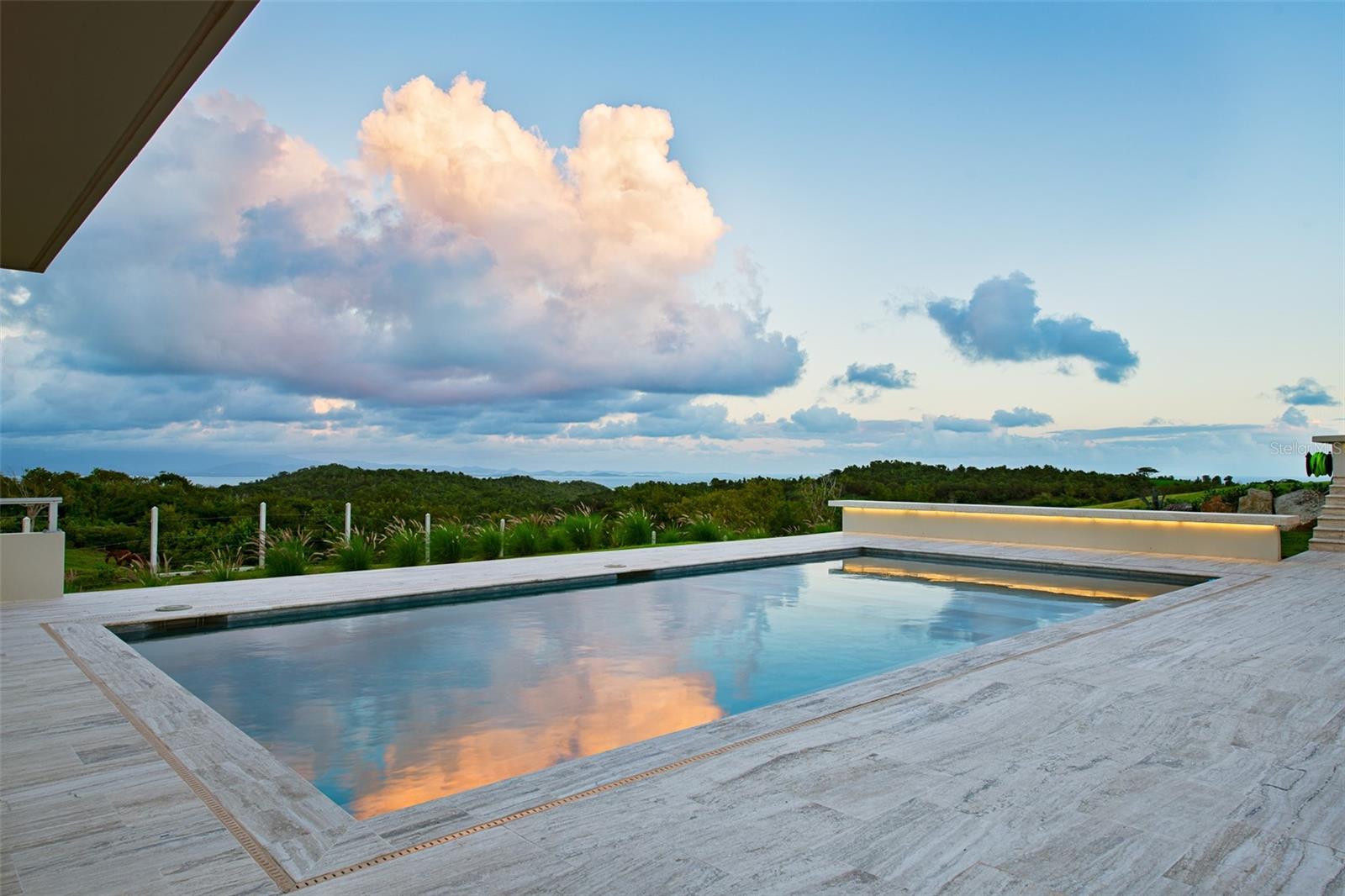 LA LLAVE SECTOR OF PUERTO REAL - Residential