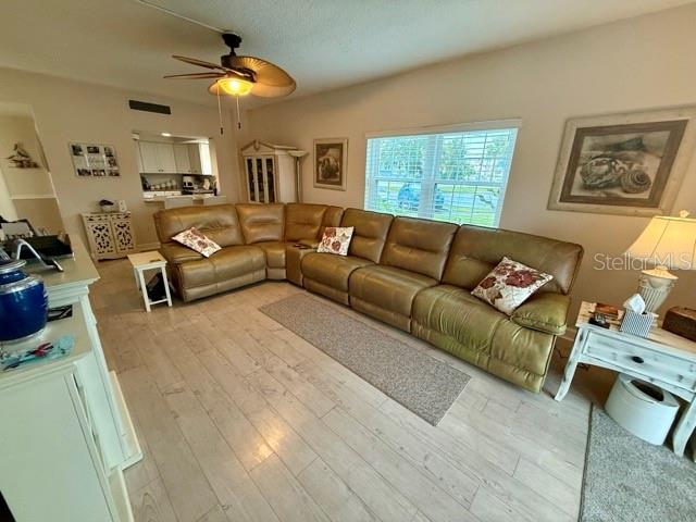 LANDMARK CONDO - Residential Lease