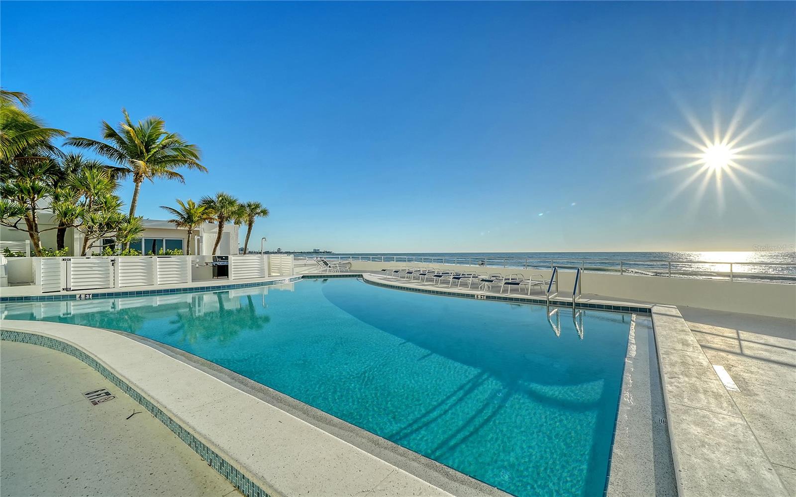 KEY TOWER SOUTH - Residential