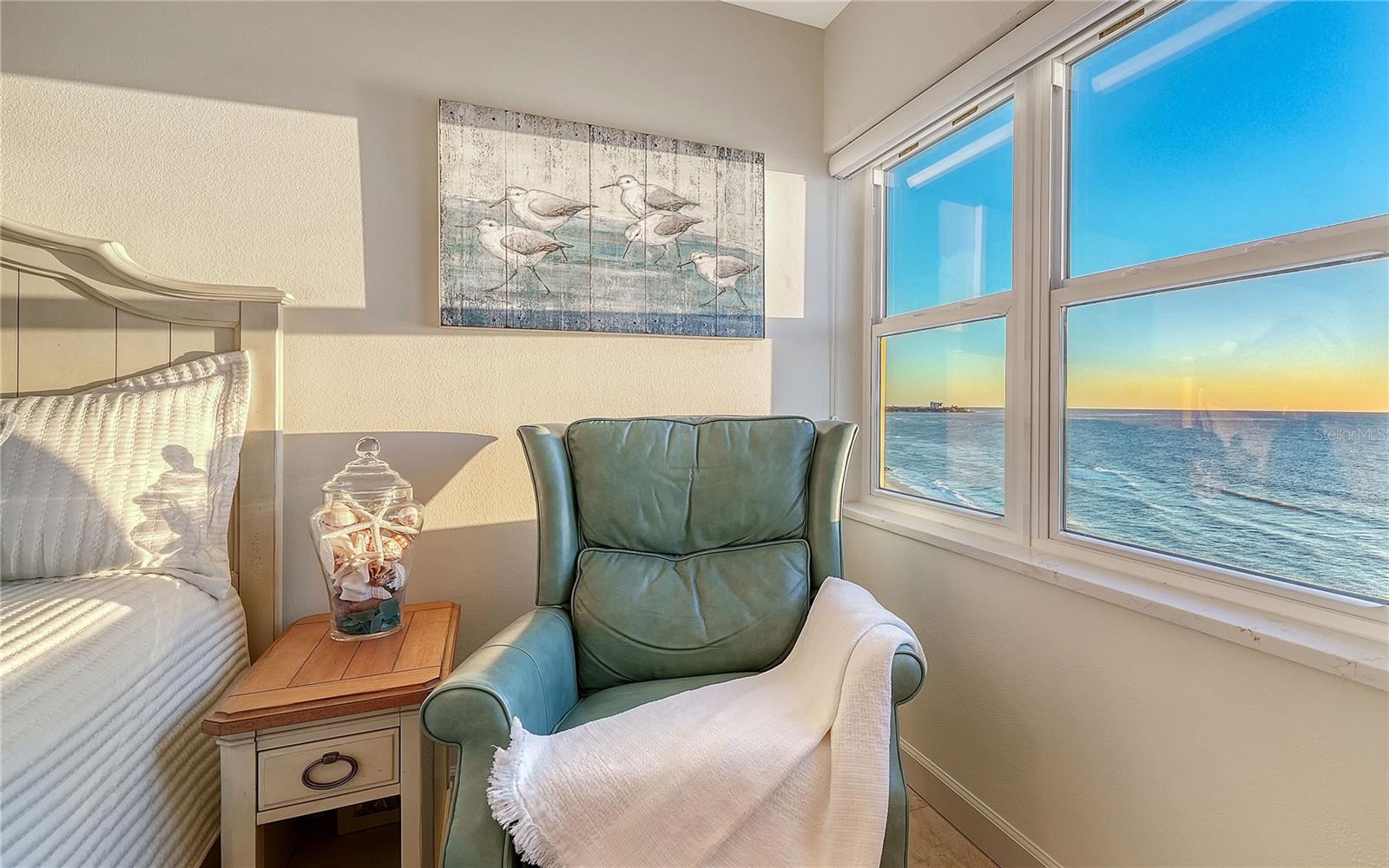 KEY TOWER SOUTH - Residential