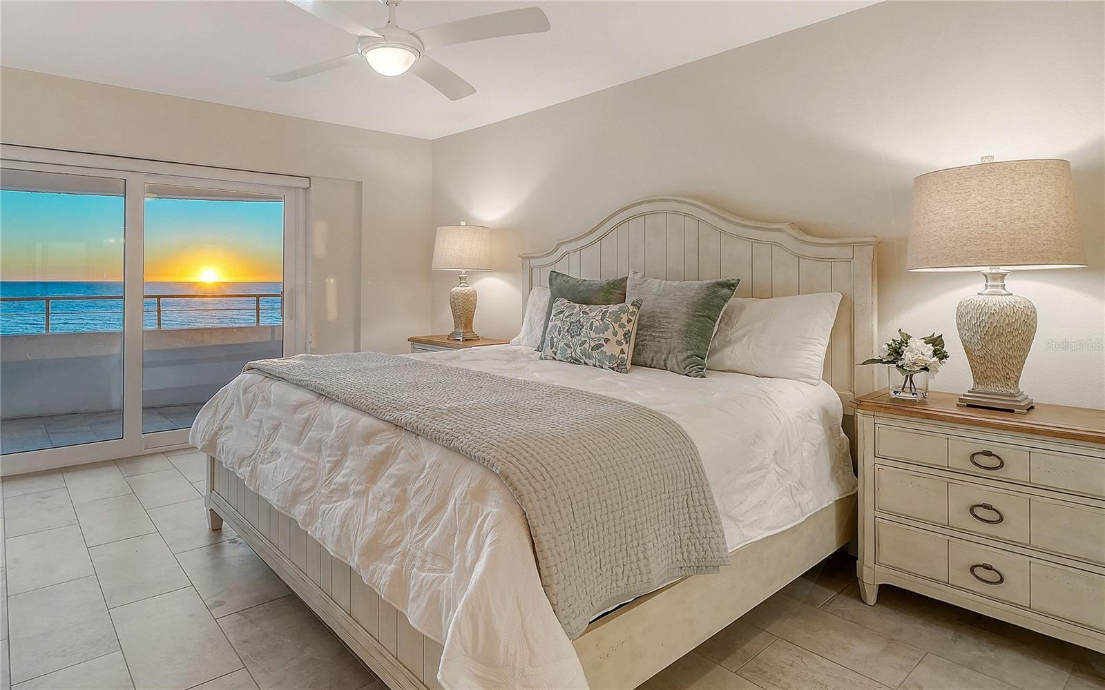 KEY TOWER SOUTH - Residential