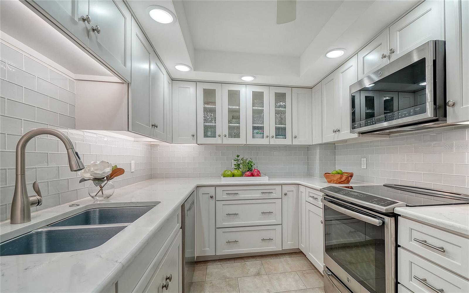 KEY TOWER SOUTH - Residential