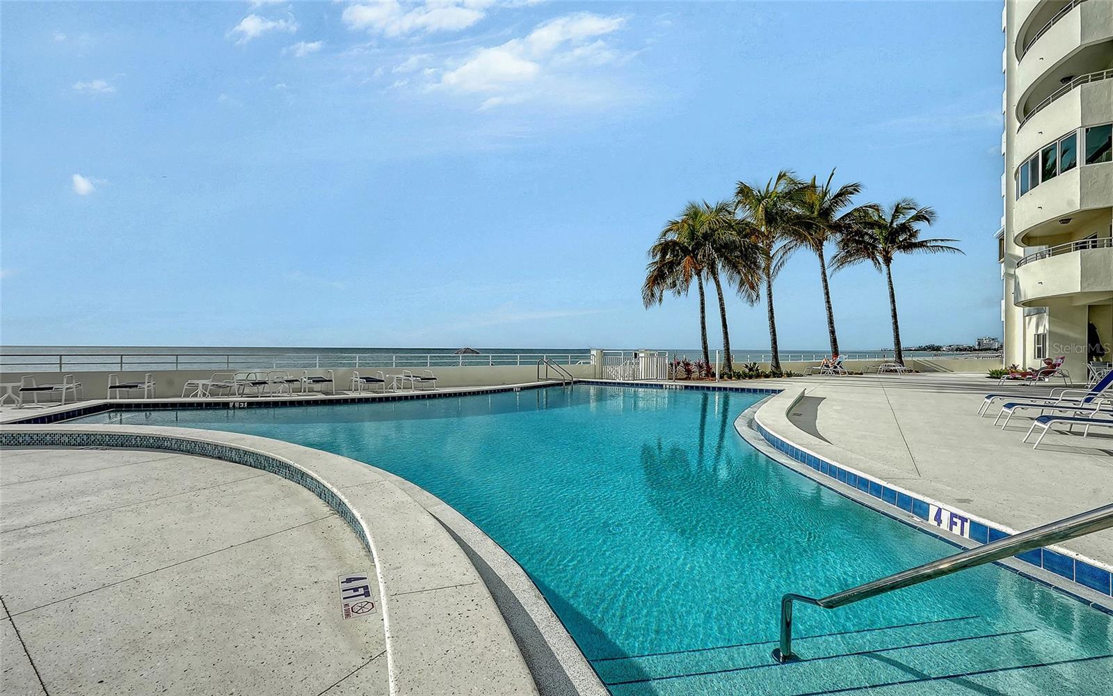 KEY TOWER SOUTH - Residential