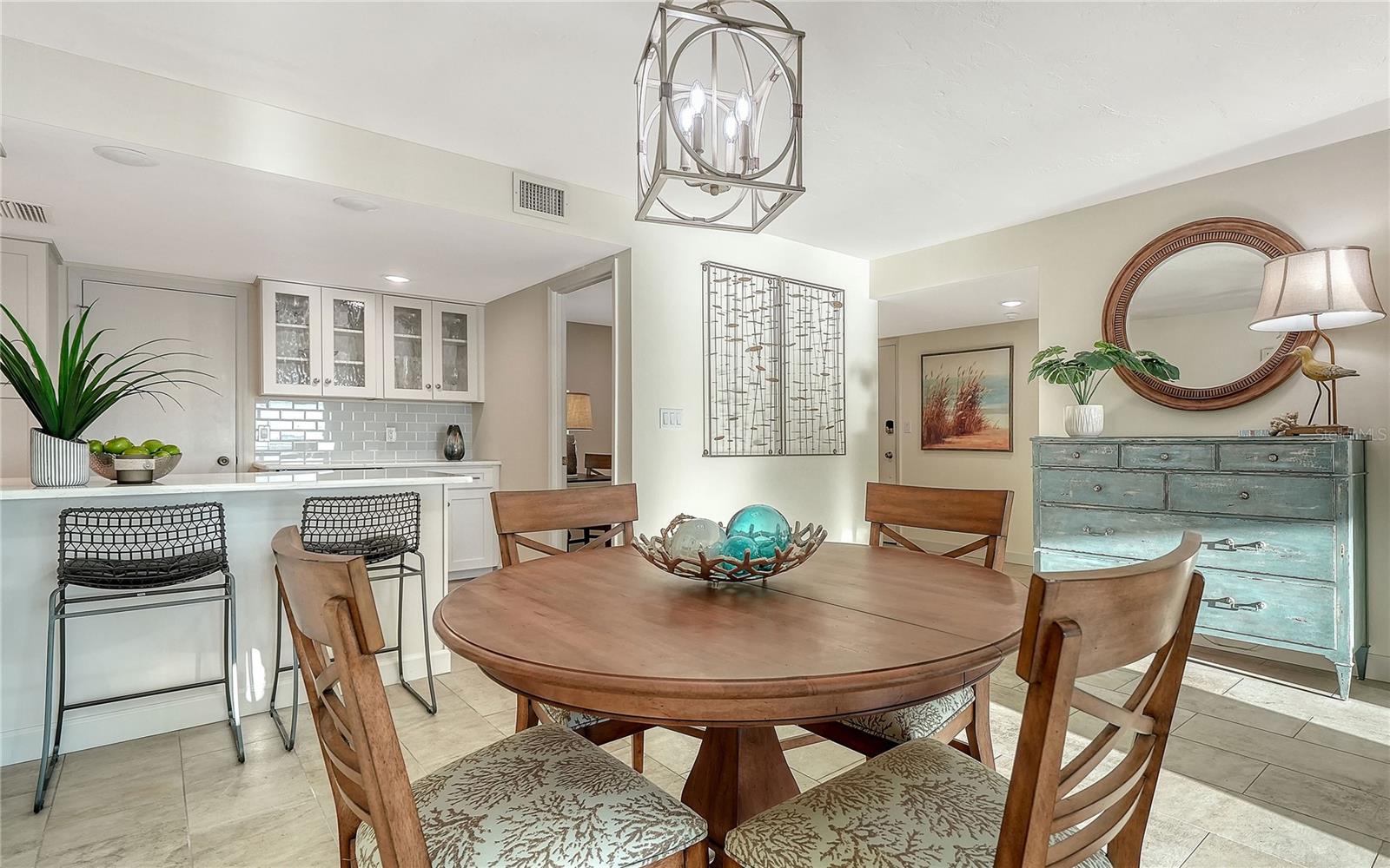 KEY TOWER SOUTH - Residential