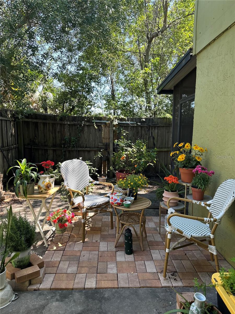 WHISPERWOOD CONDO - Residential