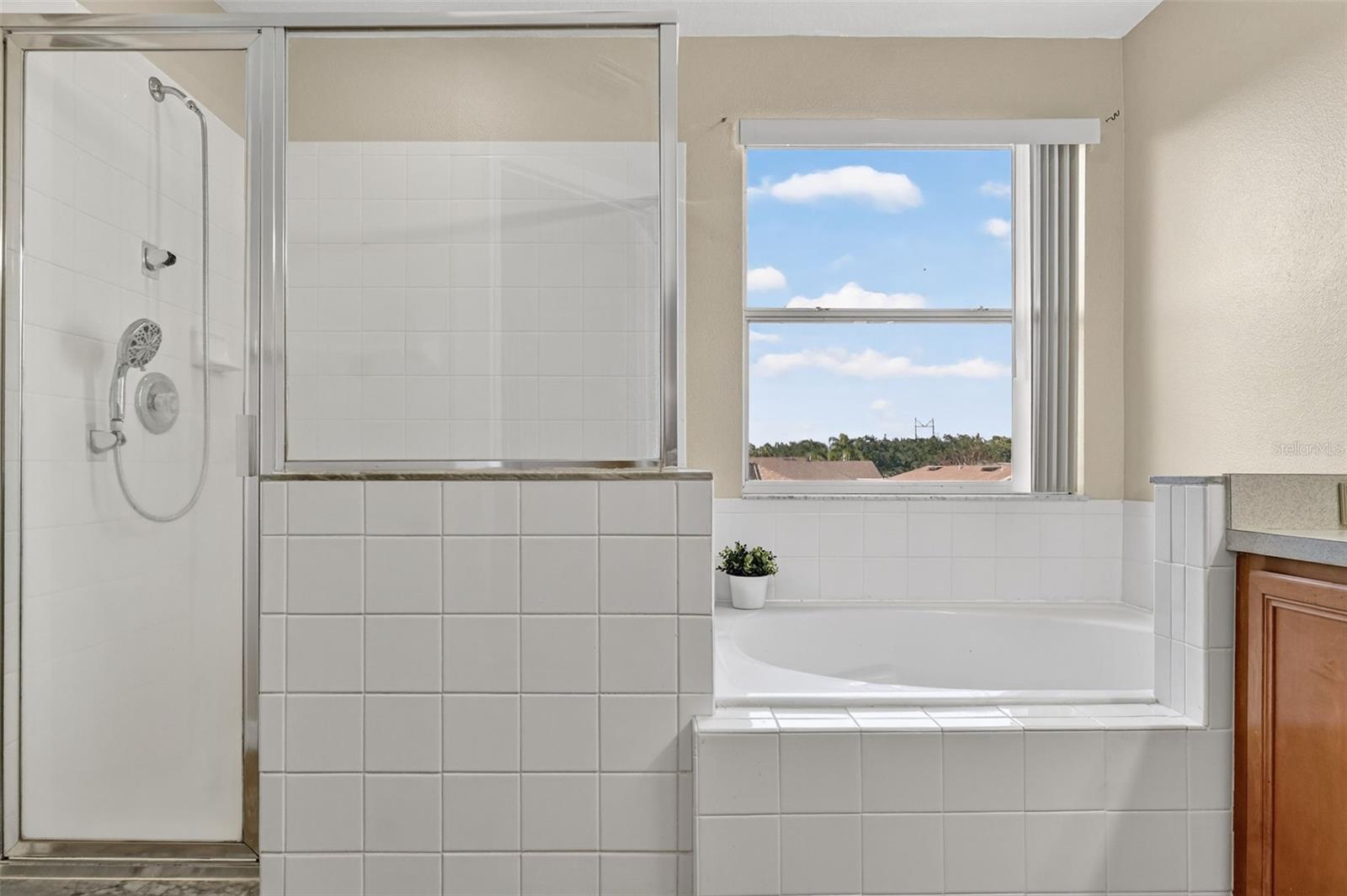 HUNTERS CREEK TR 526 PH 01 - Residential