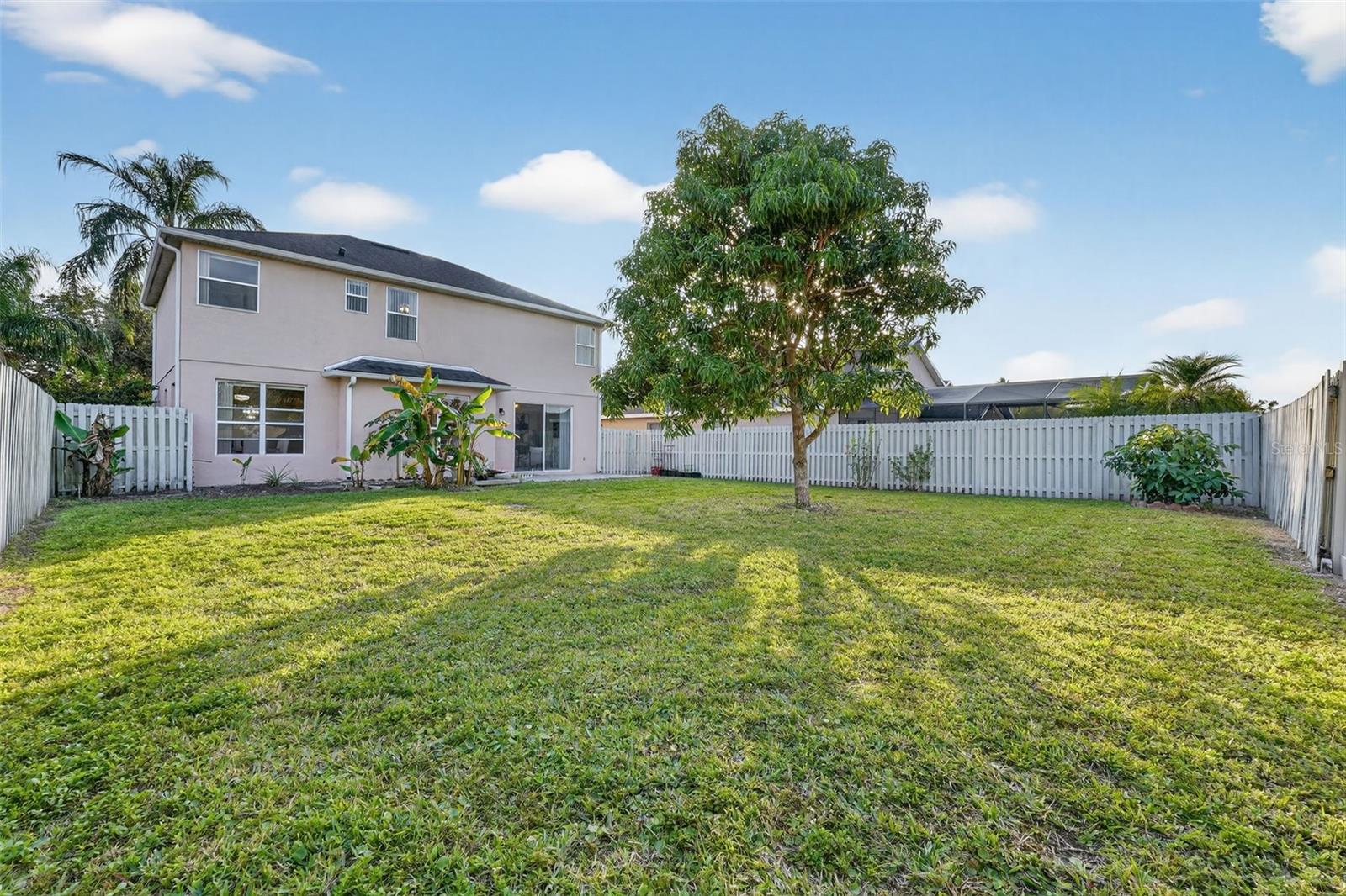 HUNTERS CREEK TR 526 PH 01 - Residential