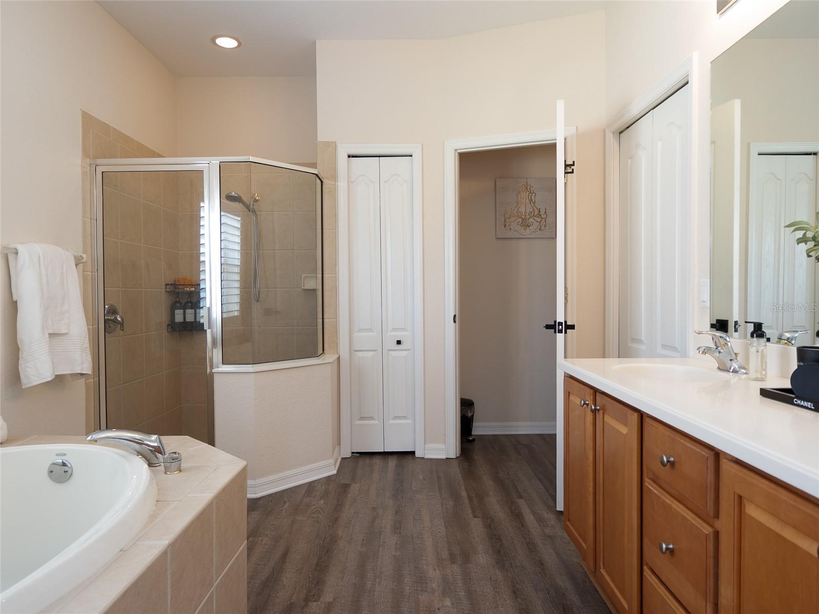 STONEYBROOK AT HERITAGE HARBOUR D-1 - Residential