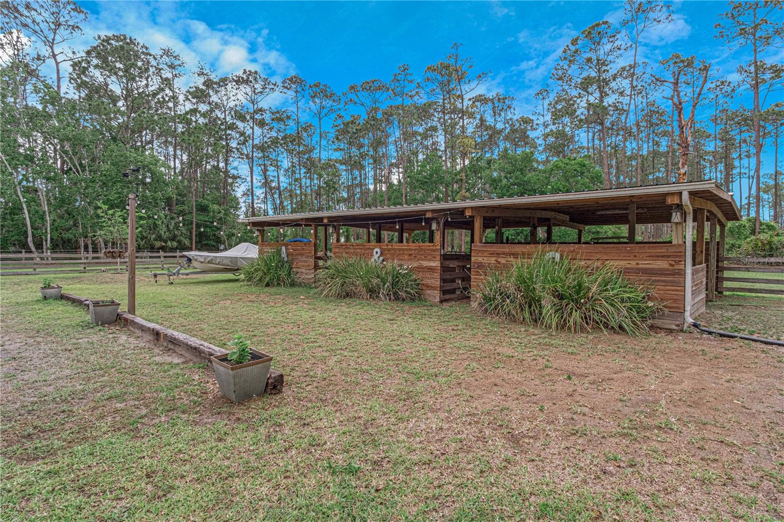 HOWE & CURRIERS ALLOTMENT - Residential