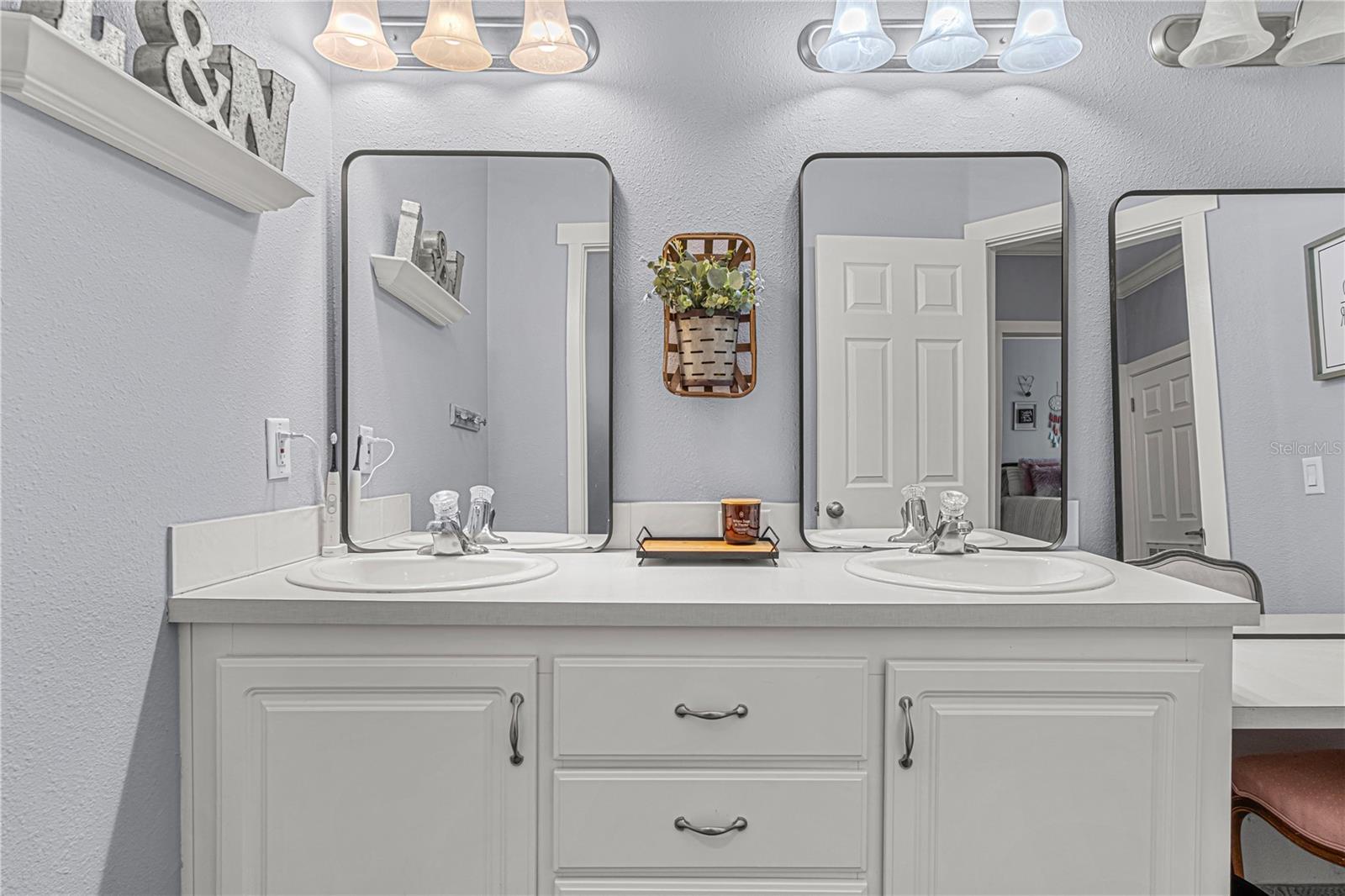 HOWE & CURRIERS ALLOTMENT - Residential